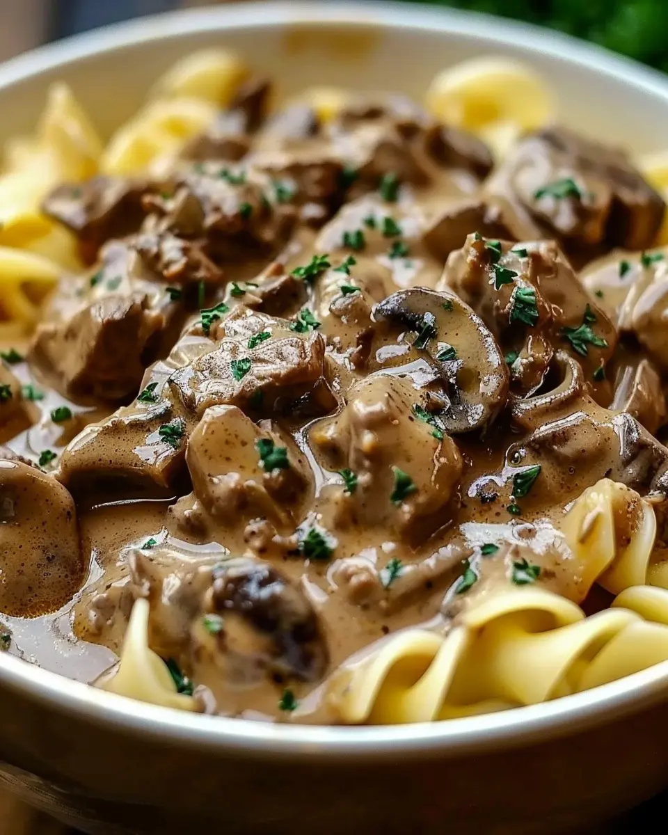Crockpot Beef Stroganoff: Easy Comfort Food for Every Home Chef